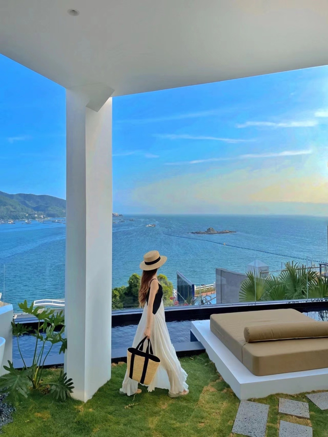 Váy maxi dây đeo xếp ly phối màu đen trắng nữ đi biển mùa hè — Màu sắc hình ảnh (chất lượng cao), Sơ đồ màu bán buôn chi tiết 5