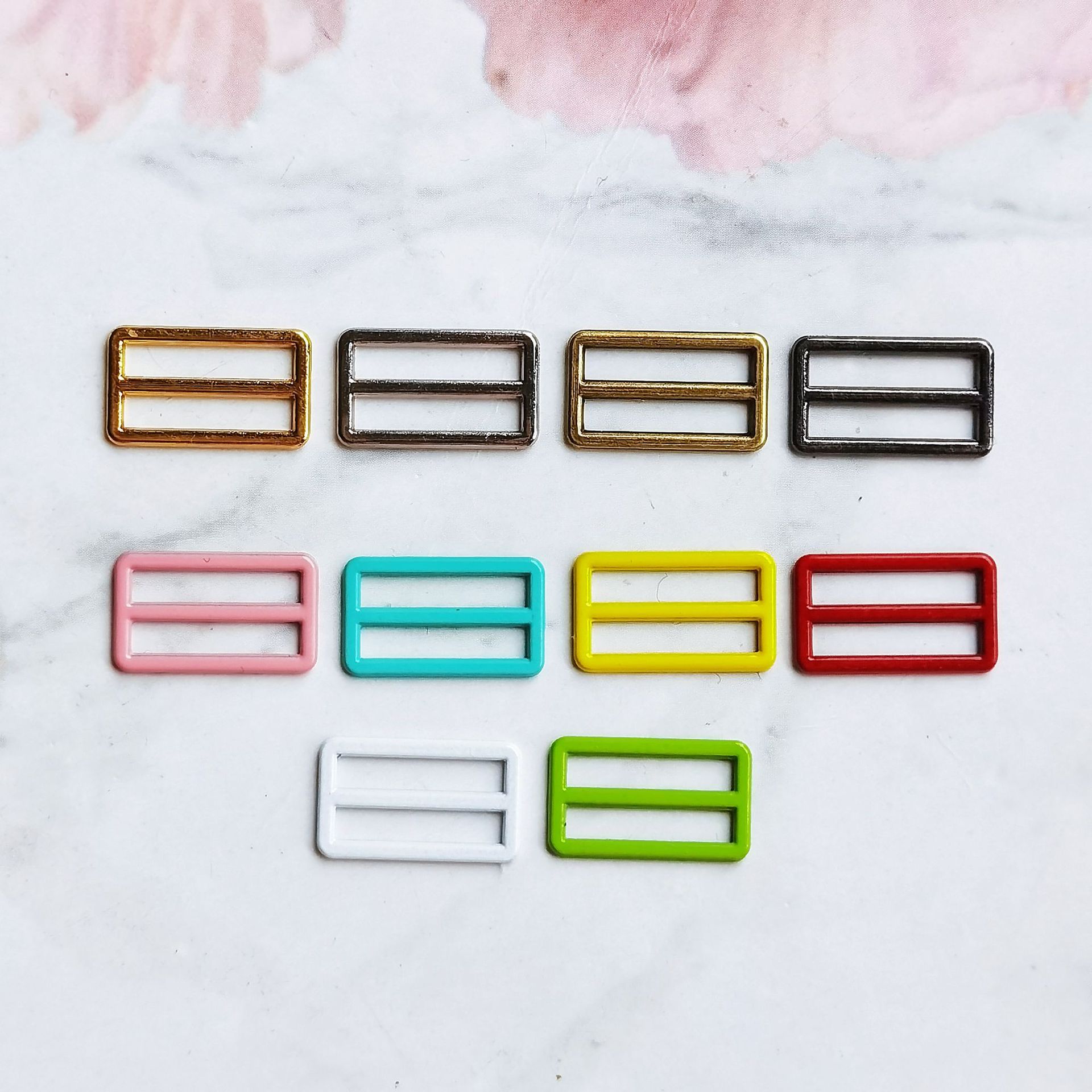 20cm ropa de la muñeca de algodón hebilla de la muñeca Correa botón bjd accesorios del botón del bebé carácter japonés