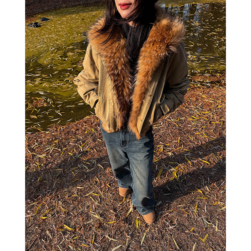Fifty and Thriving "Paris Narrative" Raccoon Fur Collar Washed Denim Short Fur Parka 90 White Duck down Jacket Fifty and Thriving "Paris Narrative" Raccoon Fur Collar Washed Denim Short Fur Parka 90 White Duck down Jacket