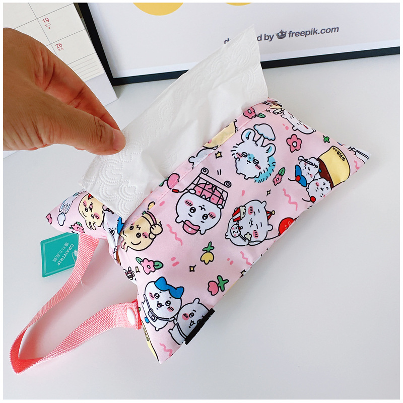 日本の新型アニメが可愛いchiiawaは紙の収納袋を引き出して、洗面器の車の家のトイレをかけることができます。|undefined