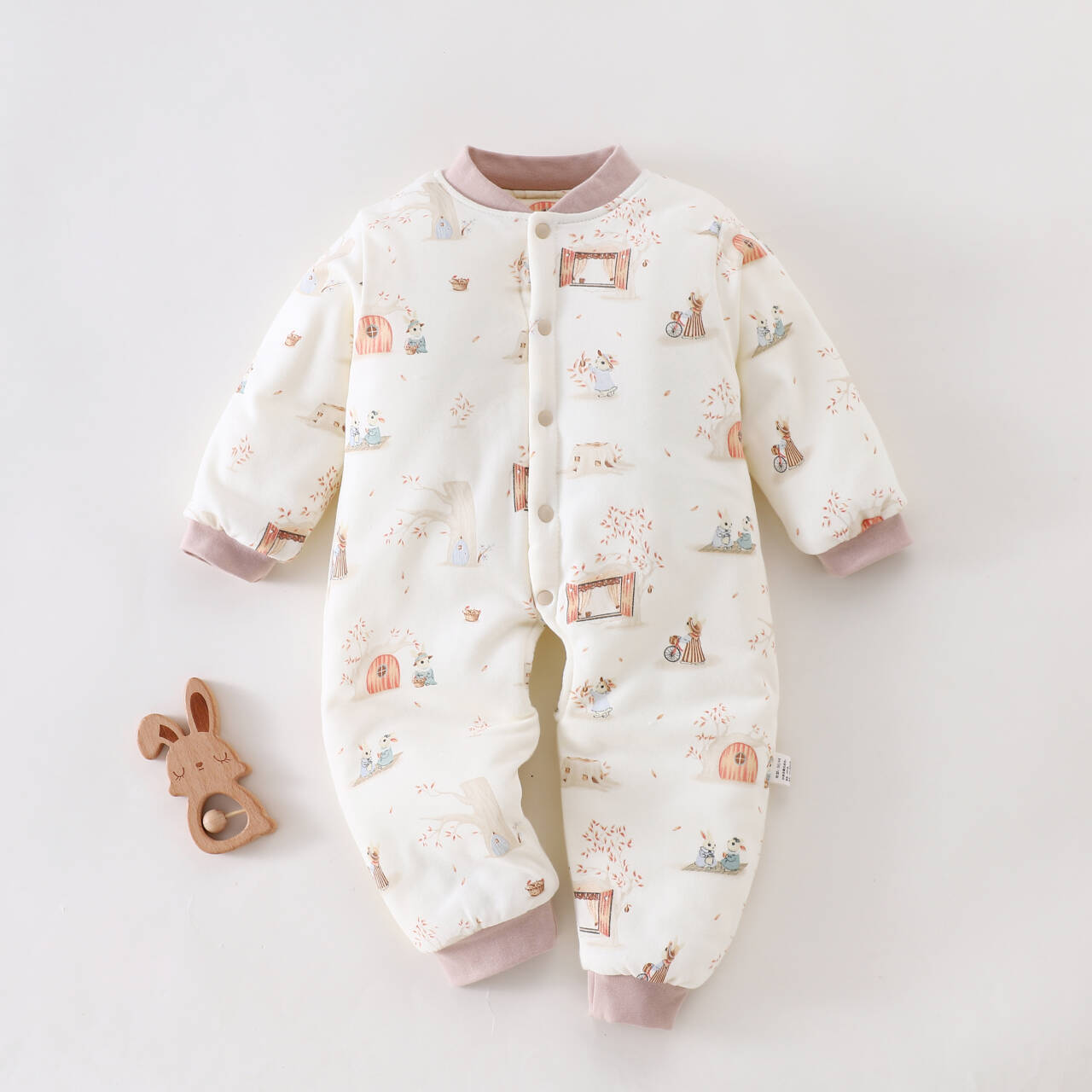 120g Thin Cotton Jumpsuit with Open Crotch and Leaky Butt Spring & Fall Outing Wear Quilted for Male and Female Babies 0-6 Months