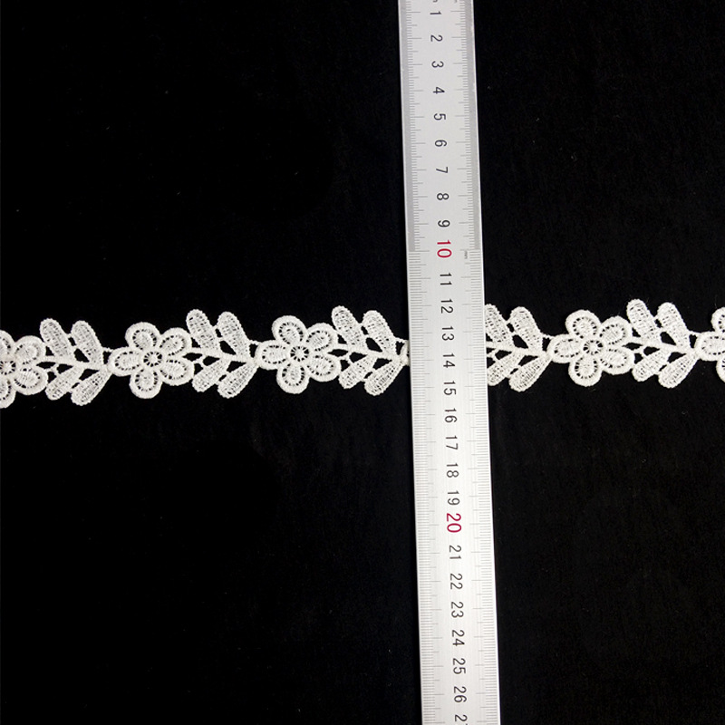 白色水溶花边-M040