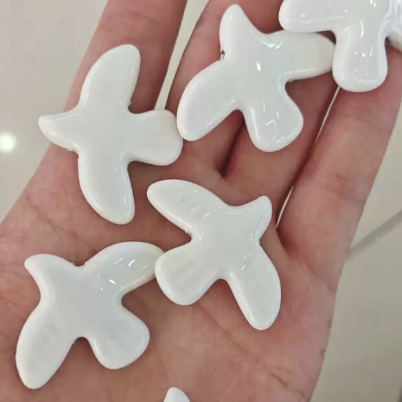 White Ceramic Peace Dove Bird Loose Beads Handmade Beading DIY Accessories Necklace Bracelet Jewelry Manufacturer Wholesale