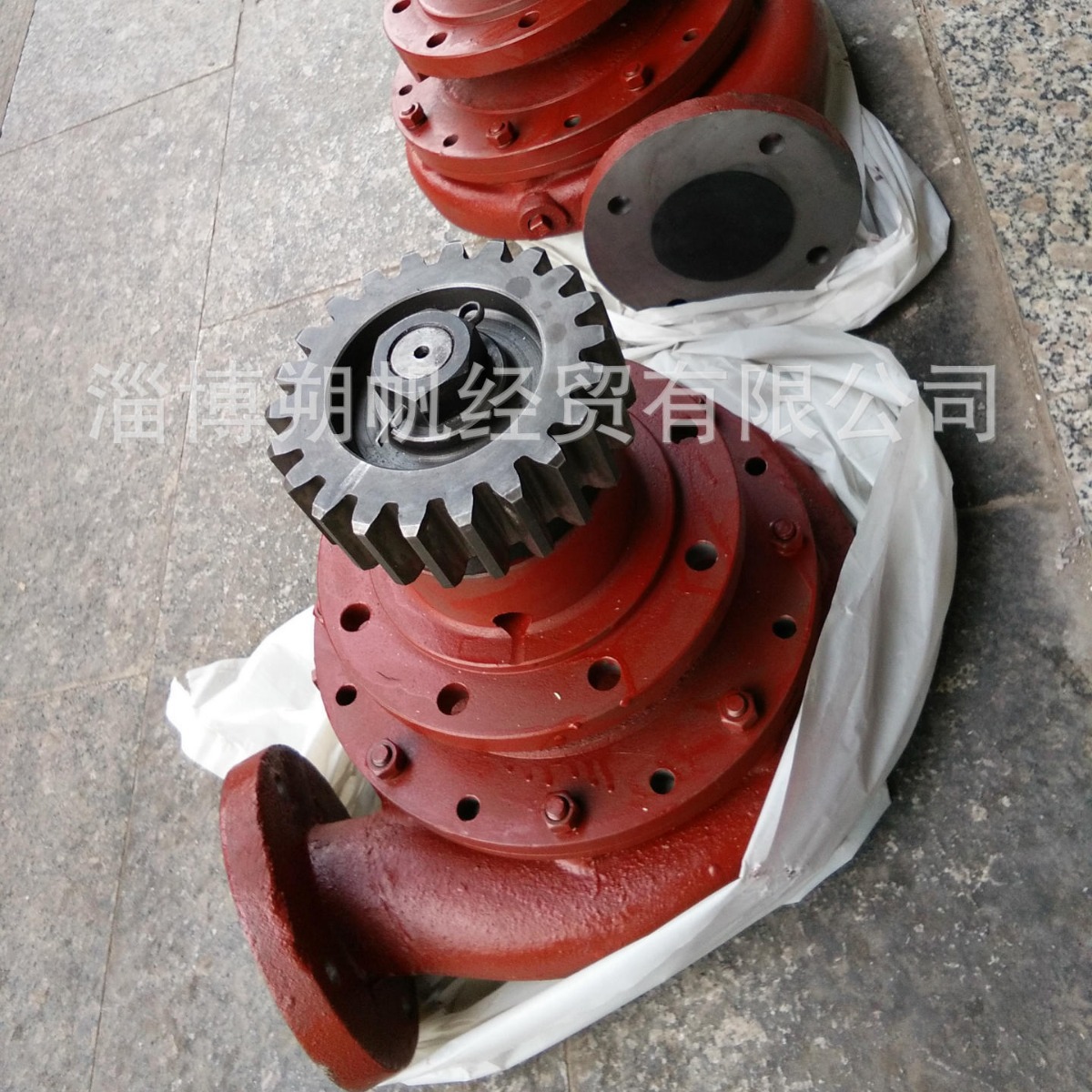 供应淄博L250柴油机主机机带淡水泵L250-72淡水泵左机M6