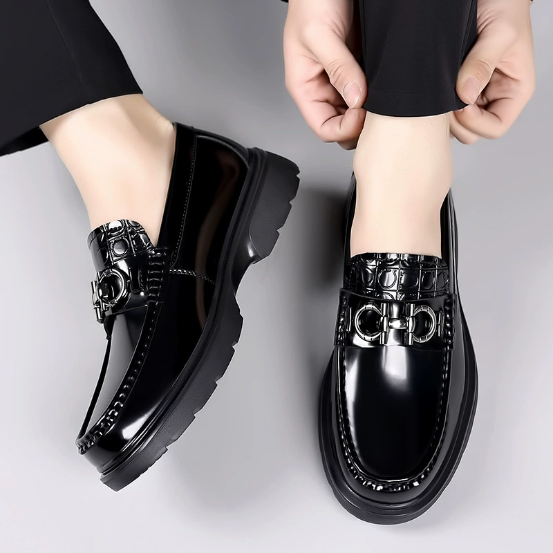 Low shoes English style for leather shoes, trend loafers platform, casual footwear, British style, autumn, Korean style