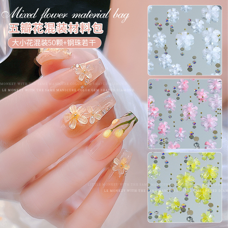 Arte de uñas popular de cinco pétalos flor de la joyería bola de acero mezclado hielo transparente suave rosa pequeña flor Camelia flor decoración de uñas