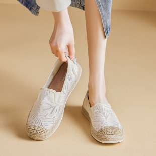 Augushiden Fisherman's Shoes for Women 2025 New Summer Lace Mesh Lazy Slip-On Cloth Shoes Soft Sole Shoes