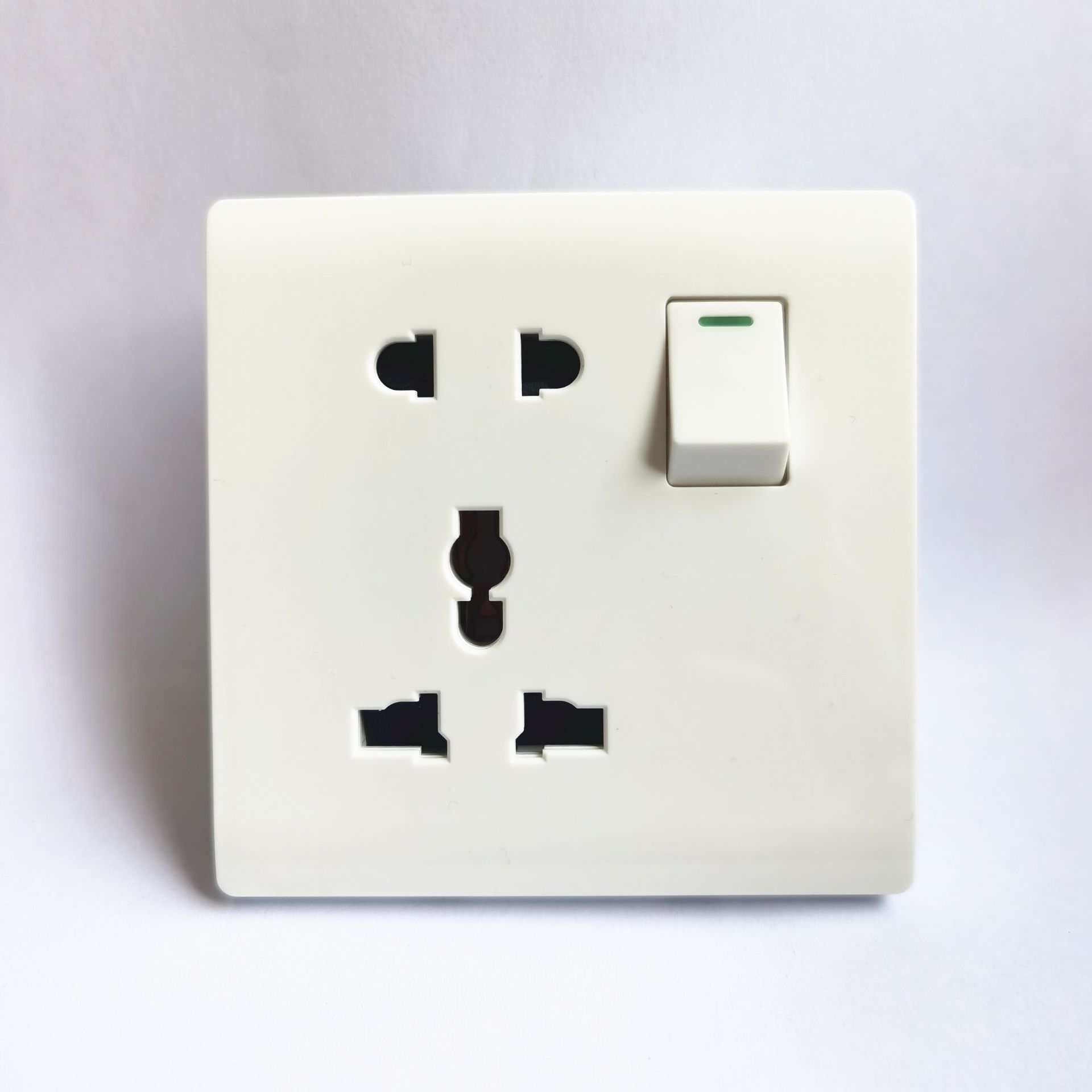 P 出口外贸专供柬埔寨插座5孔2键开关ABS开关插座非标款86开关