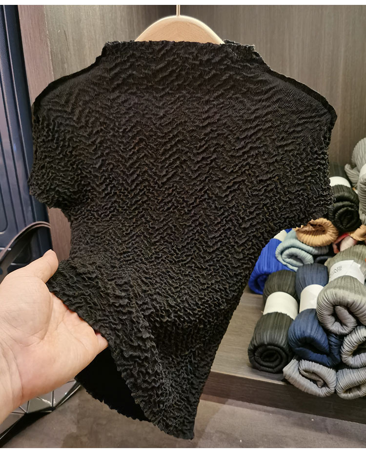 Áo thun nữ cổ tròn tay ngắn họa tiết dứa jacquard xếp ly mùa hè — Màu xanh lam nhạt, Màu xanh lục nhạt, Màu đen, Màu trắng be chi tiết 10
