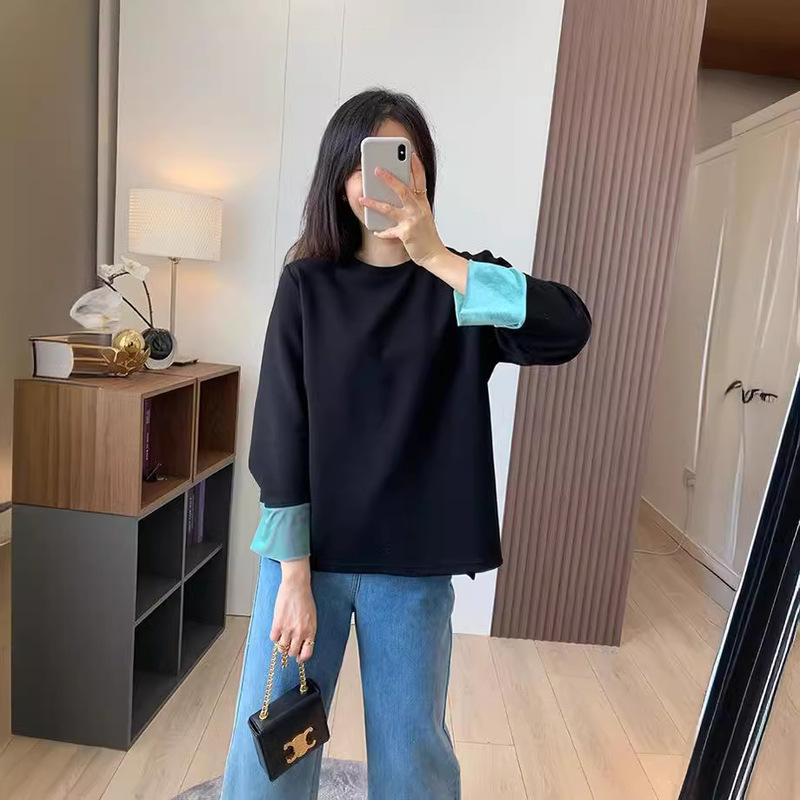 New Chinese style design 24 spring new classical beauty contrast color velvet sleeve design sense loose black sweater top