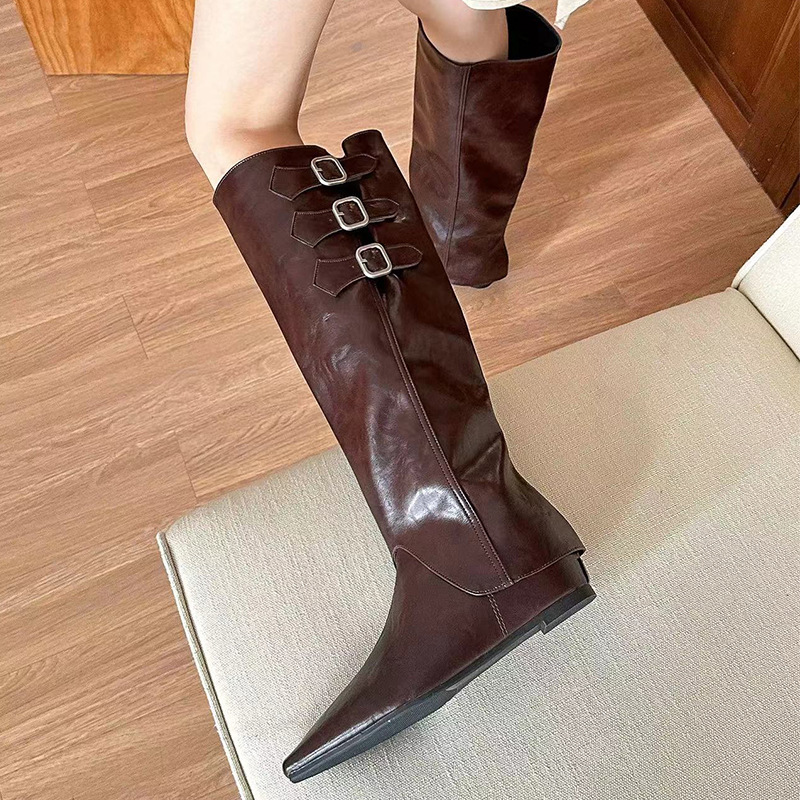 커피색 단추 통