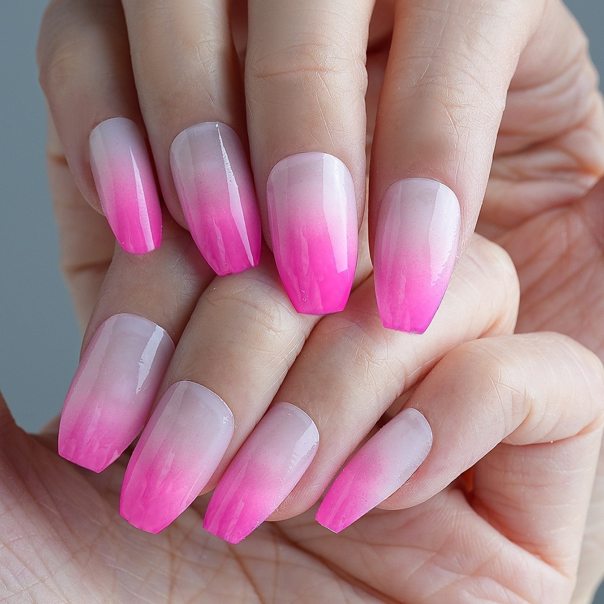 Millones de manchas uñas postizas Uñas postizas Uñas postizas Uñas de uñas portátiles Parche de uñas 24 piezas Suministro del fabricante