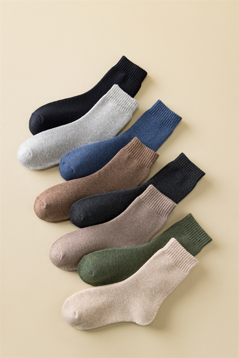 Men's Casual Solid Color Cotton Crew Socks A Pair display picture 2