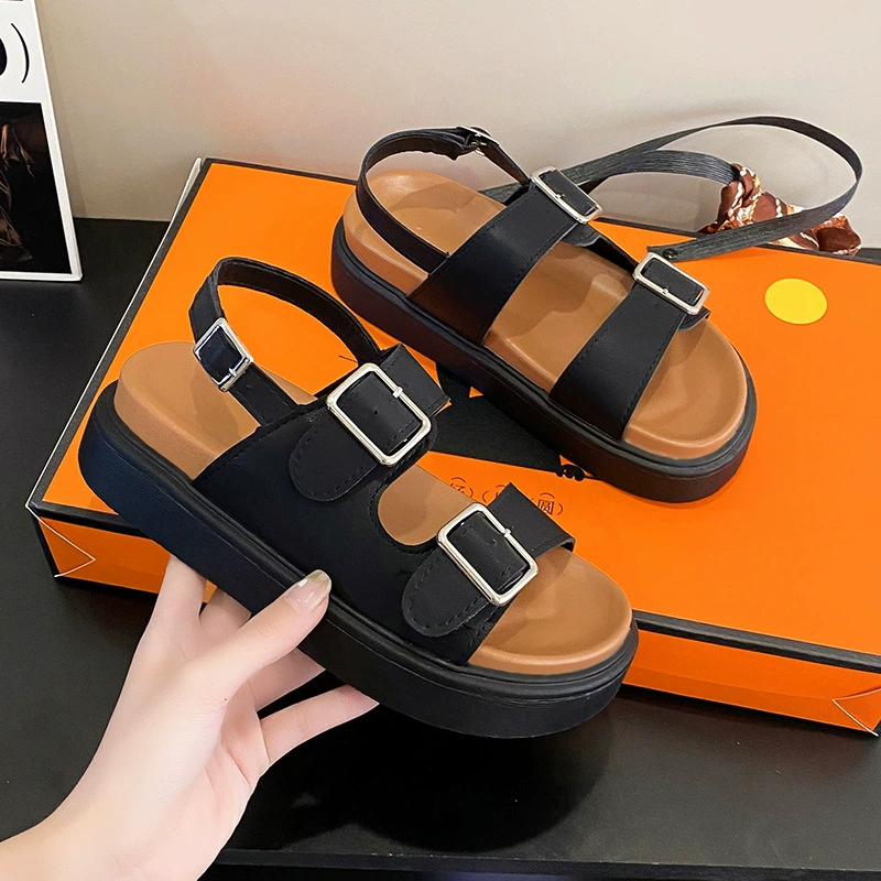 Женские римские сандалии 2023 летний новый ремень на пуговицы модная одежда на толстой подошве удобная повседневная пляжная обувь