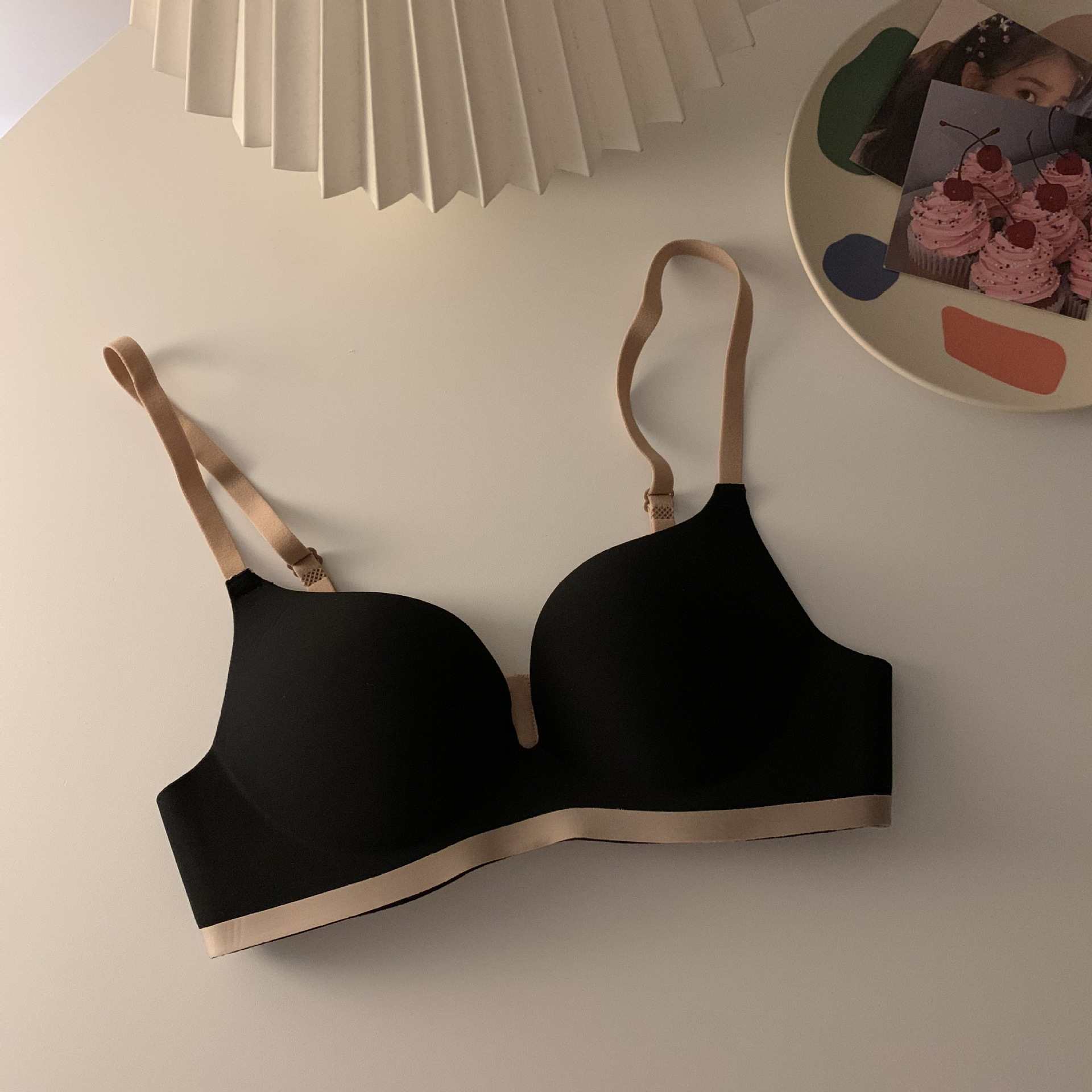 블랙 싱글 피스