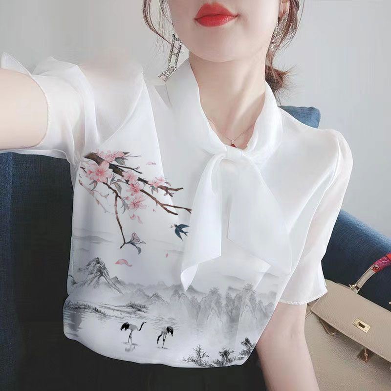 夏の新型女性tシャツ半袖韓国版痩せプリント減齢百合洋気隠しマフラー襟ママシャツ|undefined