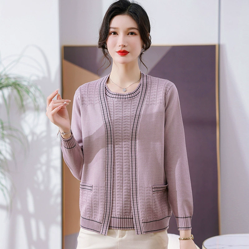 40-летняя мама 50 весенняя одежда, тонкая иностранная рубашка, 2025 новая средняя и пожилая женская одежда весна и осень, трикотажный топ