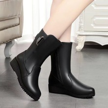 中筒靴女秋冬季加绒女靴子平底大码保暖棉靴中老年防滑妈妈棉鞋