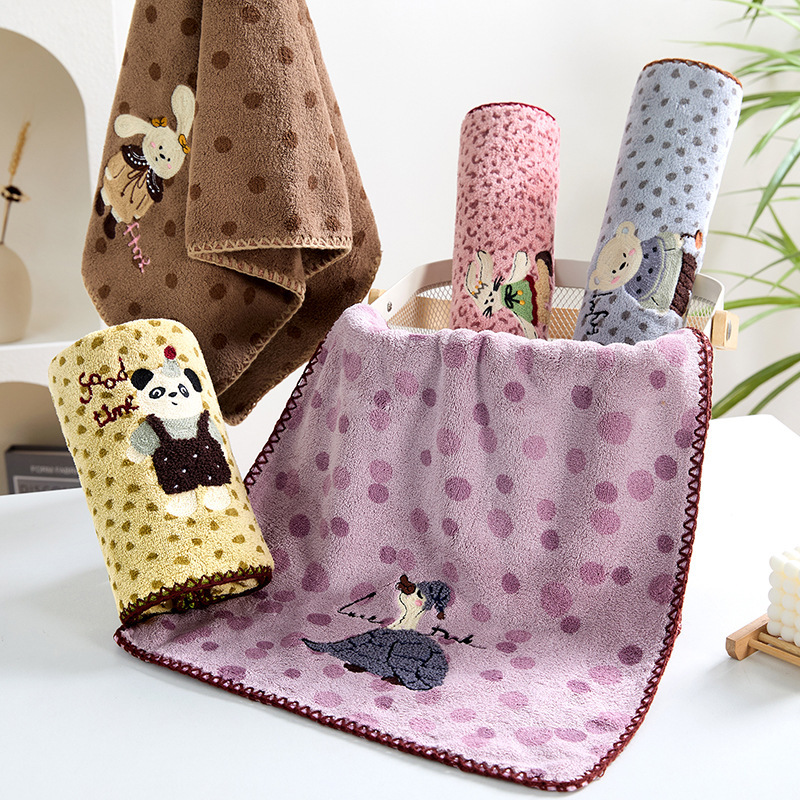 Cartoon Embroidered Bear Towel Coral Velvet Soft Absorbent Quick-Drying Bath Towel Hook Edge Printed Towel Wholesale
