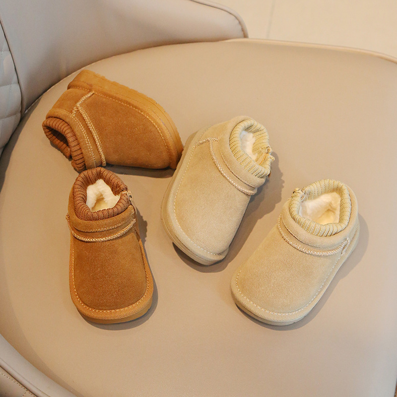 Children's Snow Boots Winter New Genuine Leather Fleece-Lined Soft Bottom Baby Large Cotton Shoes 1-2--6 Years Old Men's and Women's Toddler Shoes Children's Snow Boots Winter New Genuine Leather Fleece-Lined Soft Bottom Baby Large Cotton Shoes 1-2--6 Years Old Men's and Women's Toddler Shoes