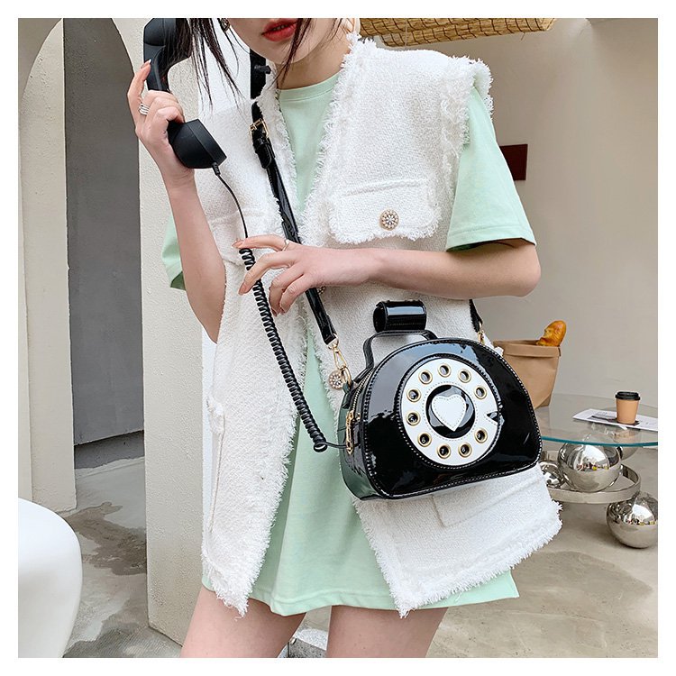 504g Weight Polyester Lining Material Zipper Closure Type Single Shoulder Strap Strap Type Circle Bag Bags Type Pu Leather Material Solid Color Pattern Vintage Style Style Round Shape Rose Red, White, Pink, Purple, Red, Yellow, Black Color Medium Size Medium Pu Leather Vintage Style Circle Bag 73