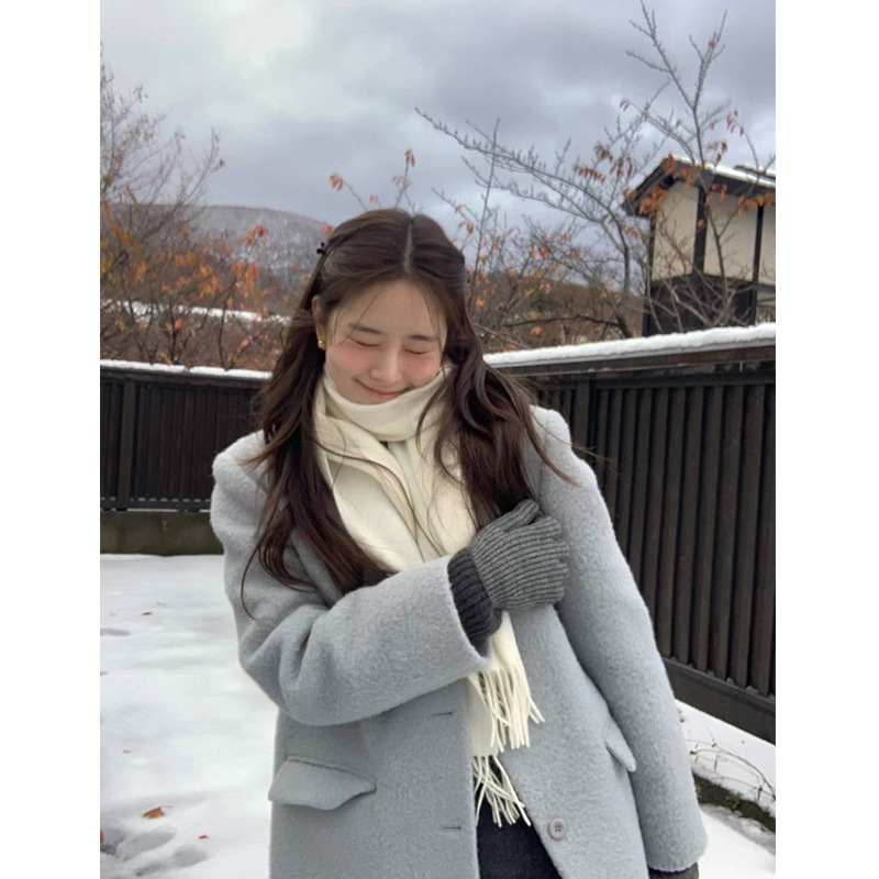 South Korea east gate oun * ce temperament simple English style single-breasted high texture suit coat coat women South Korea east gate oun * ce temperament simple English style single-breasted high texture suit coat coat women