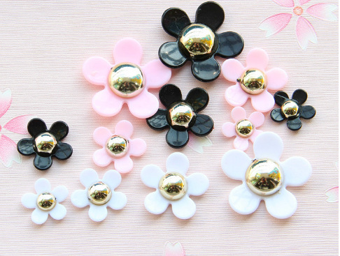 Flor de Margarita de acrílico Flor de cinco pétalos DIY accesorios de la cáscara del teléfono móvil oído Stud Crocs agujero zapatos accesorios de la joyería