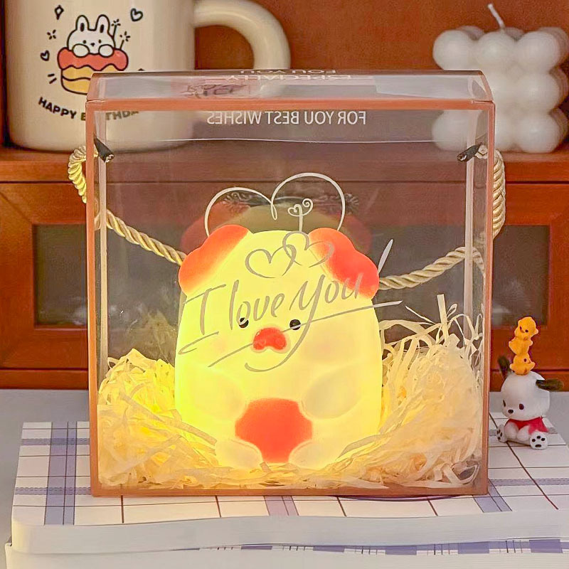 Mercado nocturno caliente dibujos animados lindo luz nocturna puesto al por mayor juguetes luminosos para niños regalos para niños pequeños adornos de escritorio