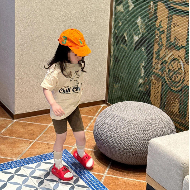Girls' Casual Summer suit Children's Baby Casual Short-sleeved T-shirt Base Pants Two-piece Set 0030A085 Girls' Casual Summer suit Children's Baby Casual Short-sleeved T-shirt Base Pants Two-piece Set 0030A085