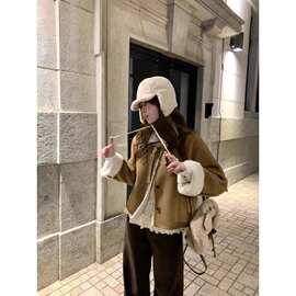 韩系棕色翻领短款外套女2026秋冬新款高级感羊羔毛皮毛一体上衣