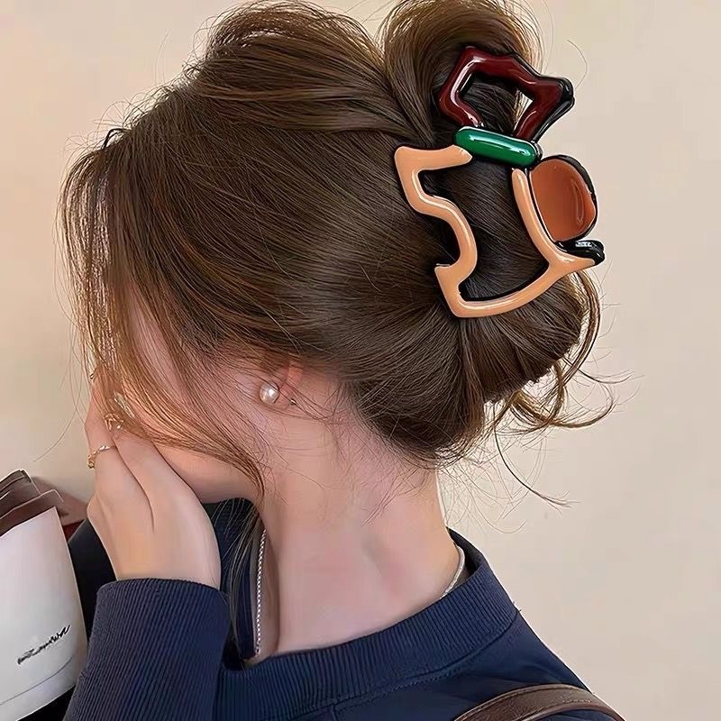 劉亦菲と同じスタイルのドーパミン漫画の子犬のヘアクリップ、女性の後頭部のヘアクリップ、かわいいカラーブロックのサメクリップ|undefined