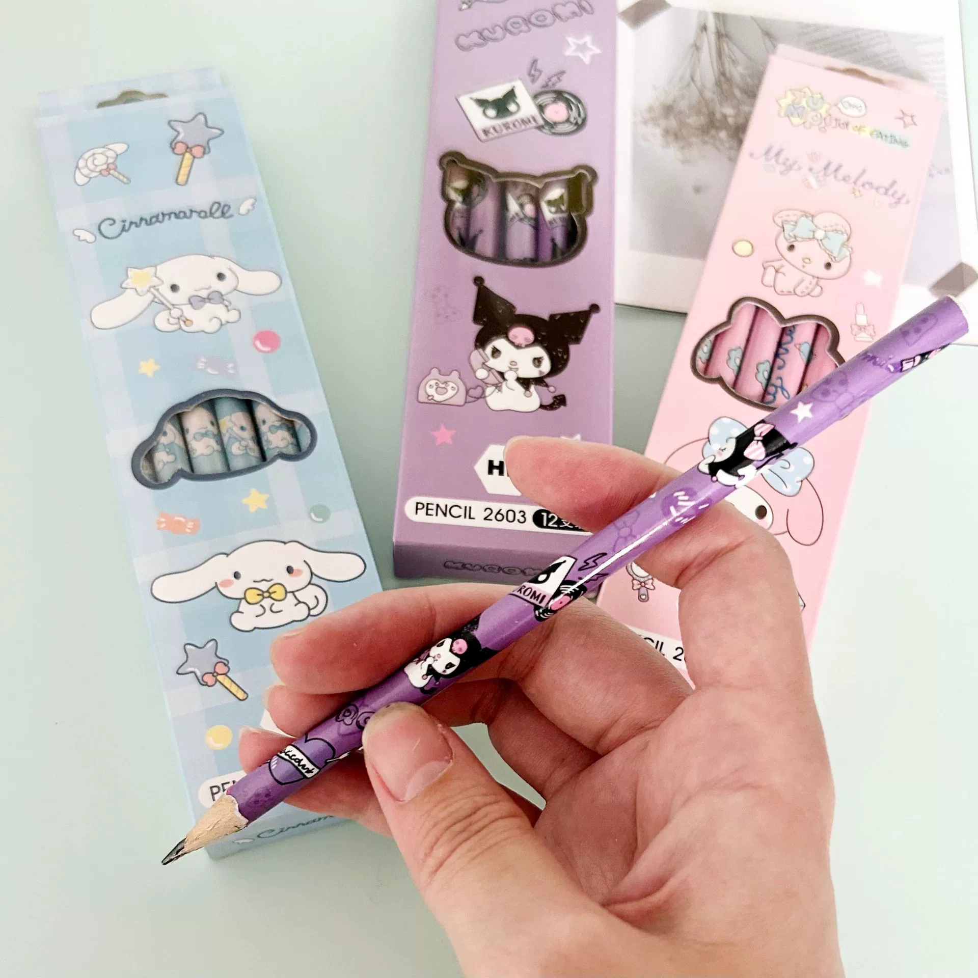 Карандаши Sanrio 12 шт в盒ке Kuromi cinnamon dog деревянные карандаши для школьников, художественные карандаши, пишущие ручки HB
