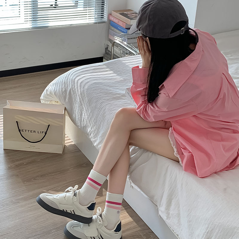 35g Weight Socks Classification Socks Lingerie Type Cotton Fabric Type A Pair Quantity Casual, Outdoor Occasion Contrast Collar Pattern All Seasons Season Women's Gender Sports Style Women's Sports Contrast Collar Cotton Crew Socks A Pair 2