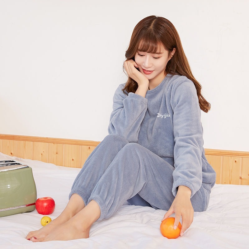 秋と冬の女性用コーラルベルベットパジャマ、厚みのあるアウターウェア、かわいいフランネルホーム服、ゆったりとしたロングファッションカーディガンセット|undefined