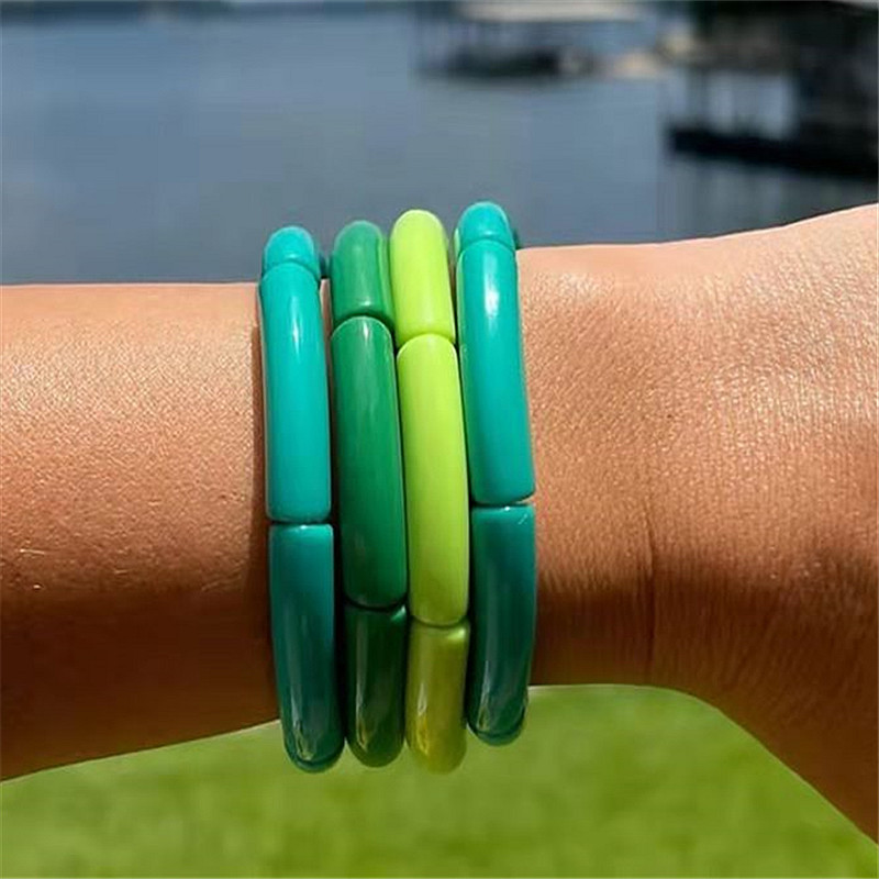 Popular Fashion Colorful Acrylic Color Stretch Resin Beads Cuff Bracelets display picture 2