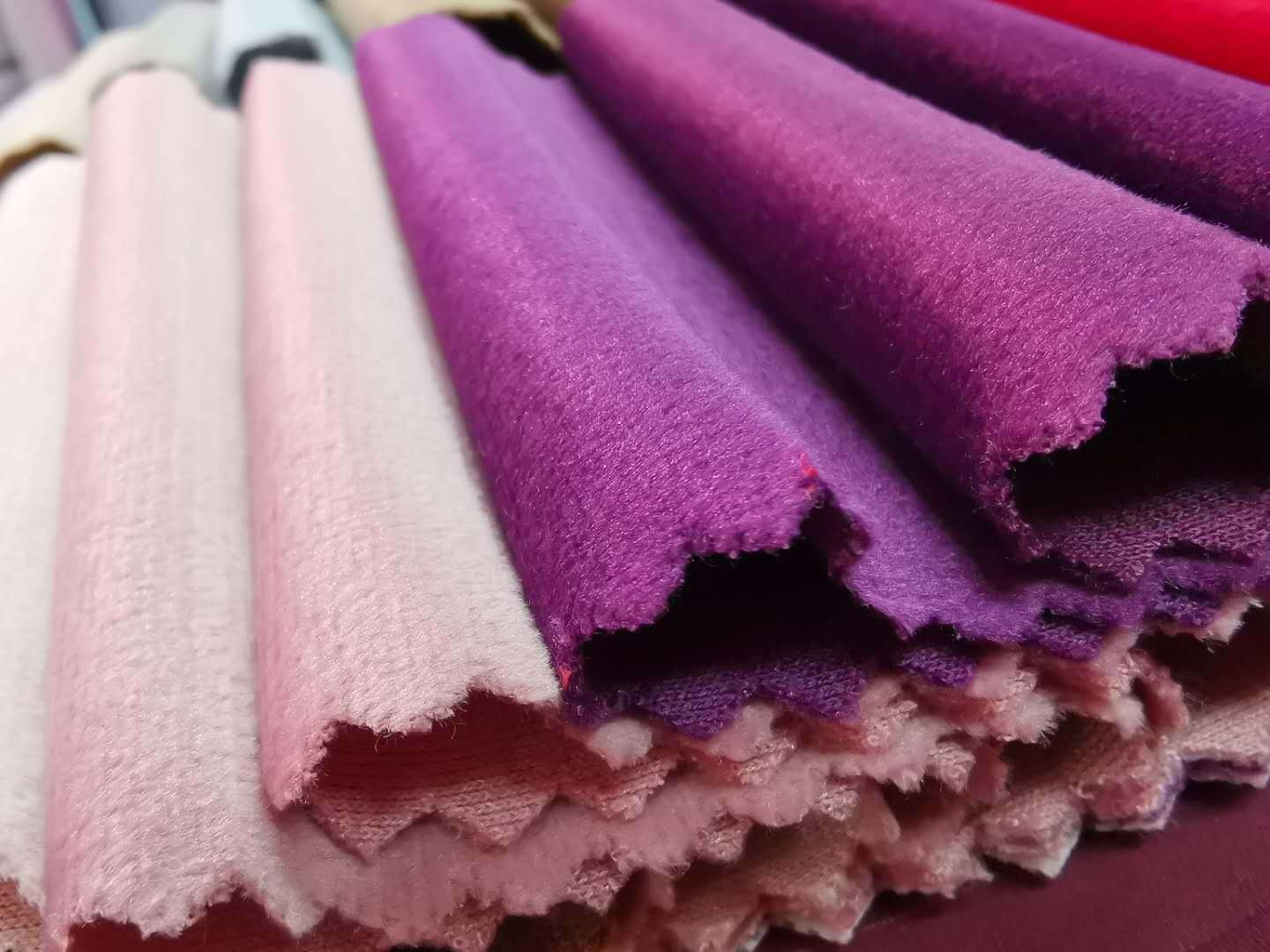 丽丝绒 荷兰绒 无弹经编天鹅绒丝绒面料 窗帘箱包沙发套布料-阿里巴巴