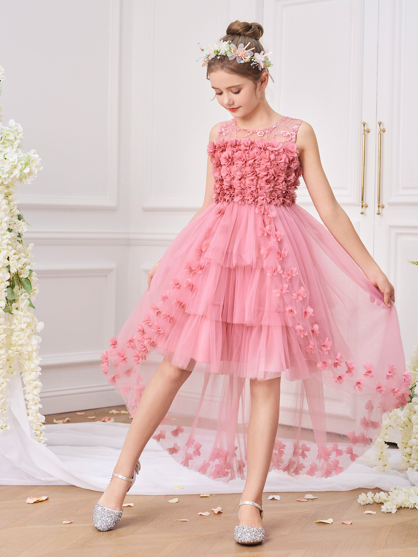Nuevo lugar vestido para niños vestido de princesa de cola de encaje vestido de actuación de piano de niña de las flores vestido kids dress