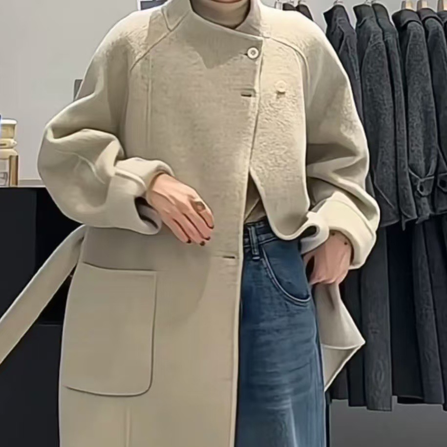 오트밀색