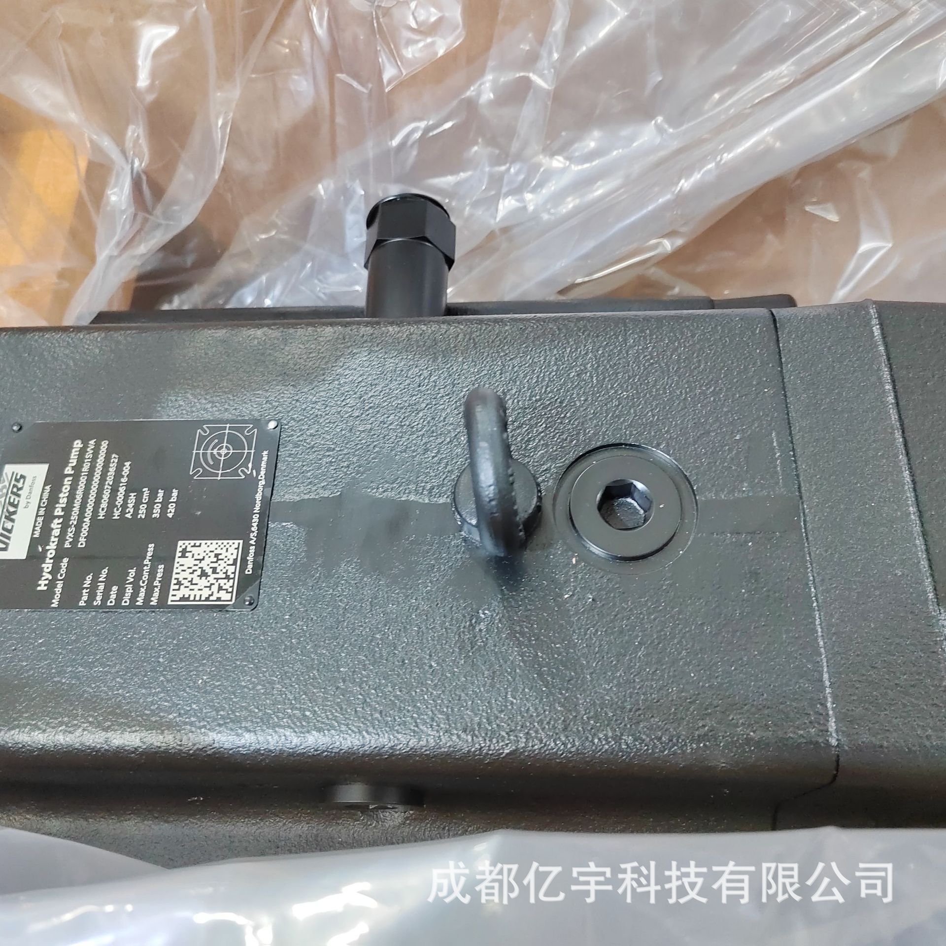 VICKERS伊顿威格士高压柱塞泵PVXS180-M-R-DF-0000-00 现货供应