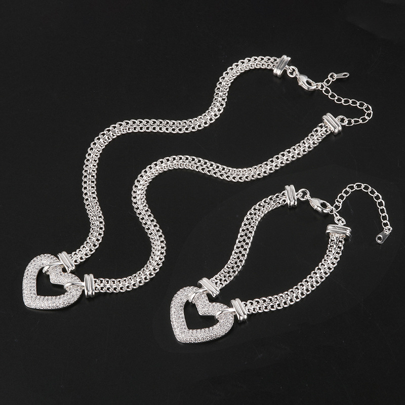 Brass 18K Gold Plated Heart Shape Zircon Bracelets Necklace display picture 5