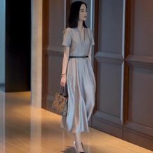 预售2864大码女装高级感裙子法式胖mm轻奢正式场合收腰减龄连衣裙
