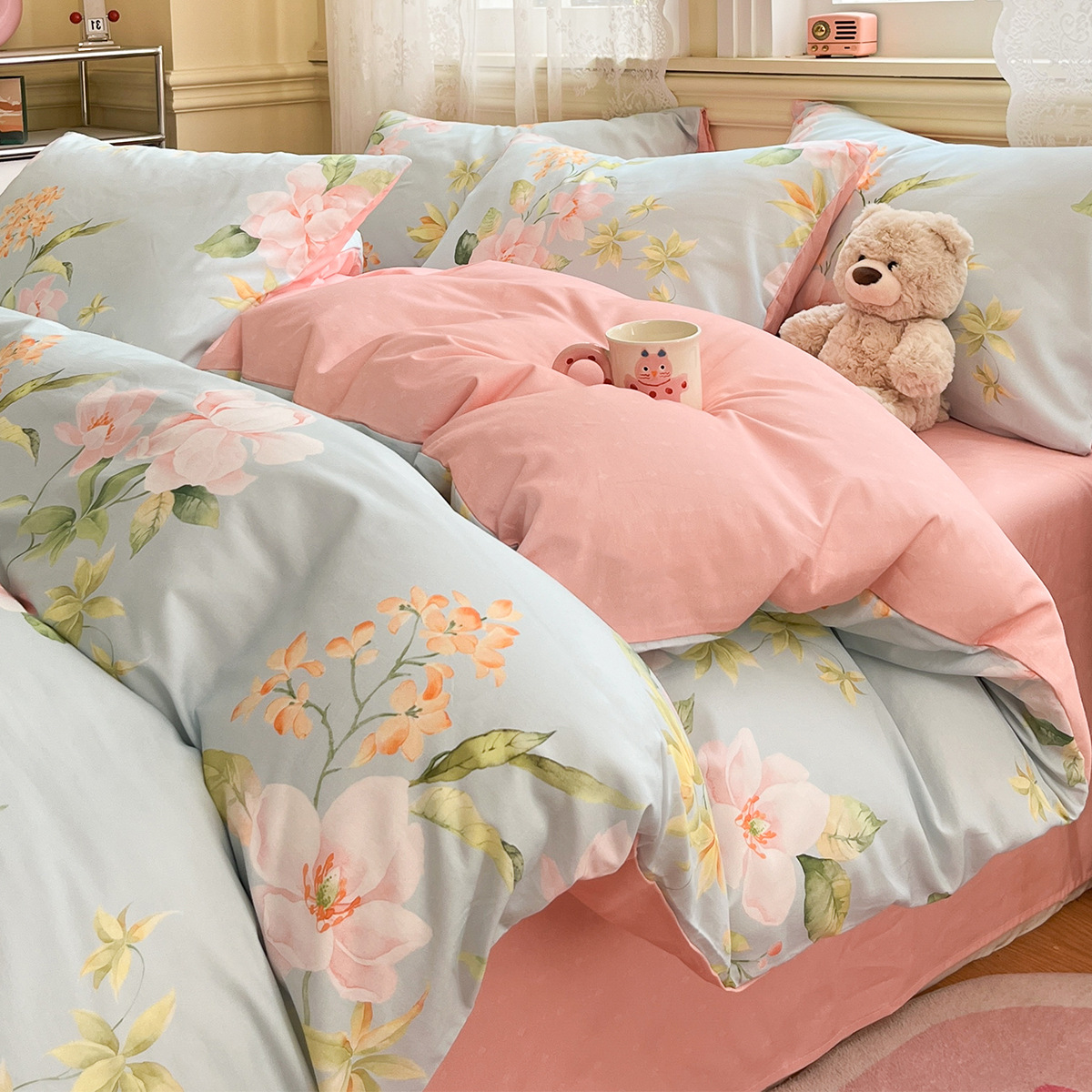 Juego de cuatro piezas de algodón puro, ropa de cama de algodón 100% estilo nuevo 2026, funda nórdica floral fresca, sábana, juego de tres piezas para dormitorio, sábana ajustable.