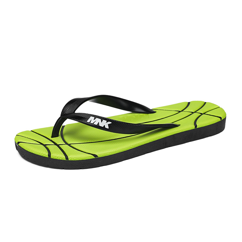 Chanclas de celebridades de Internet para hombres transfronterizos de gran tamaño verano nuevo estilo ropa exterior tendencia playa al aire libre chanclas para hombres en stock