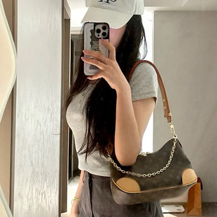 �H��Y�S���a����ţ�ǰ���ɫ��ɫ�ϻ���ͨ�ڰٴ�Ҹ��朗lţ�ǰ�