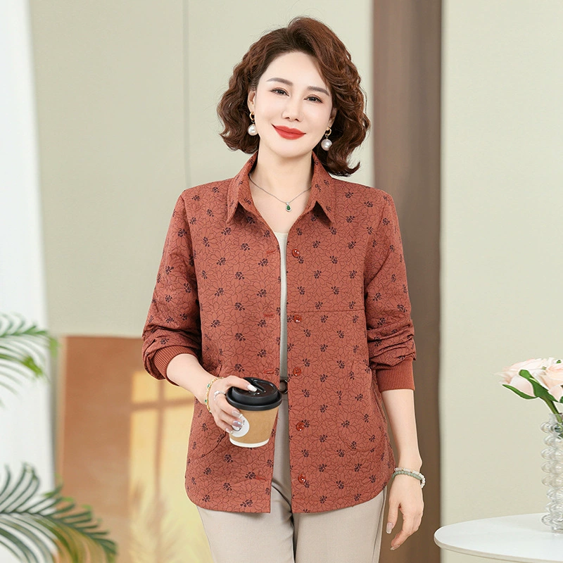 Женщины среднего возраста весна и осень новая короткая куртка с отворотом от 40 до 50 лет