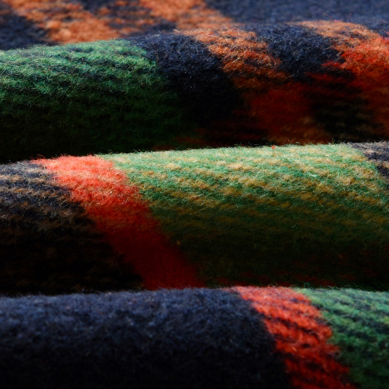 Chaqueta para niños de primavera 2025 versión coreana del nuevo estilo de moda, chaqueta de algodón cepillada de manga larga a cuadros neutros, cárdigan corto