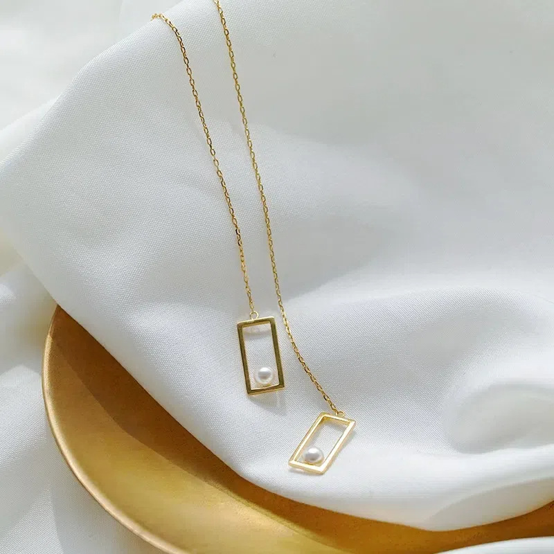 S925 plata esterlina chapada 14k oro rectangular perla orejas de cadena de cruz de mujer larga cara delgada orejas de bordillo coreano image 4