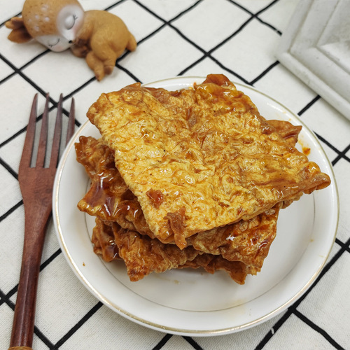 天潮北京烤鸭味辣条辣片豆制品香辣片干蛋白肉素肉素食解馋零食