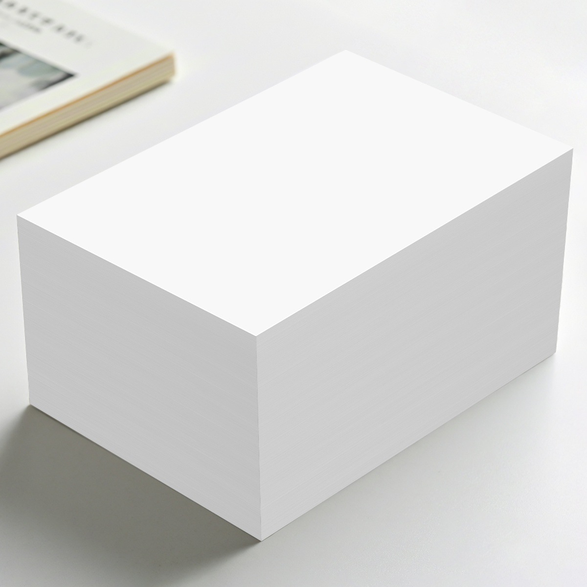 300 gramos de papel de tarjeta blanca de espesor A4 A3 se aplica al papel de dibujo recomendado especial para el dibujo manual de plomo de color de marcador.