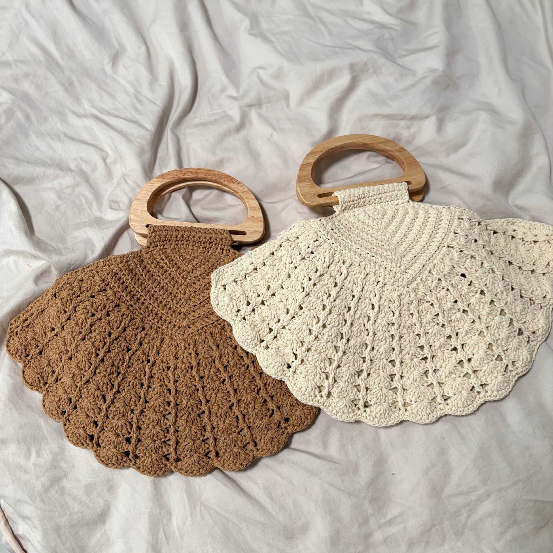 New Summer Beach Vacation Bag For Women, Large Capacity Niche Shell-Shaped Shoulder Bag, Simple Wooden Handle Handbag - Thumbnail 2